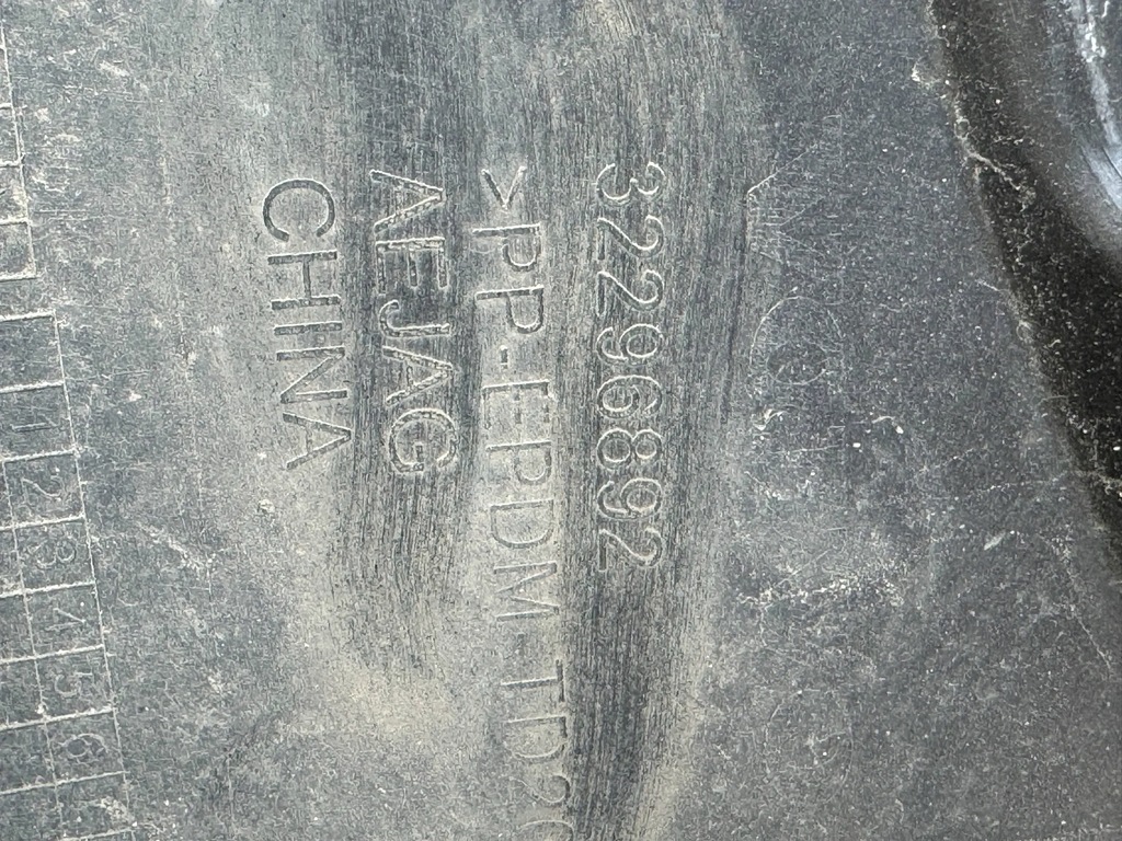 фото №10, Volvo xc60 xc-60 ii 2 lift 21- бампер перед передній