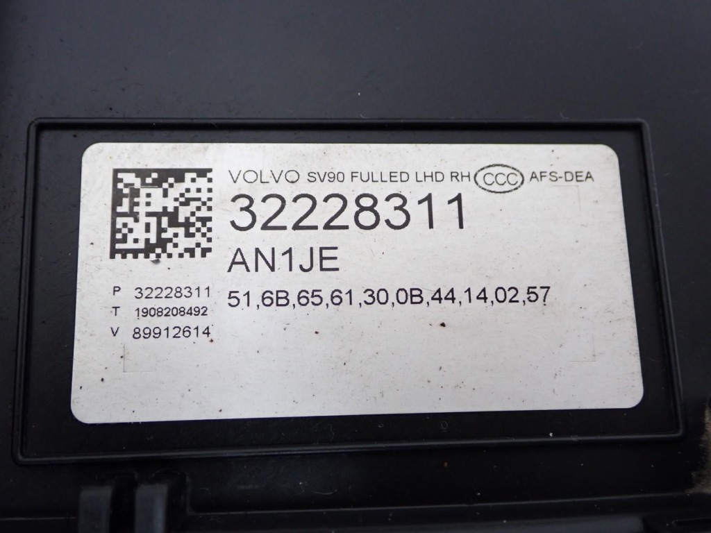 фото №12, Лампа правый перед full led active high europa 32228311 volvo v90 ii 19r