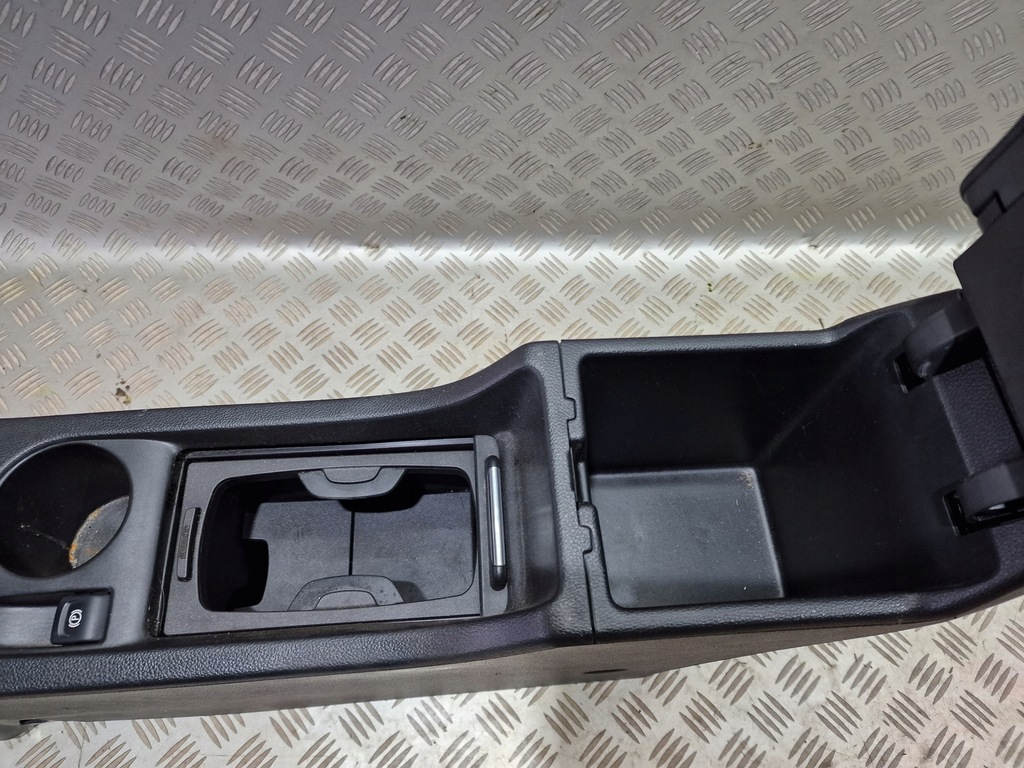 фото №5, Туннель средний подлокотник opel astra j