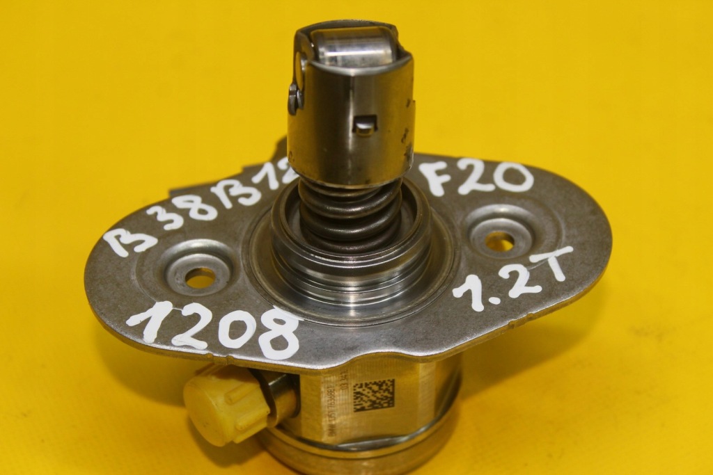 Насос топлива 7636881 bmw f20 f21 1.2 0261520249 Оригинал