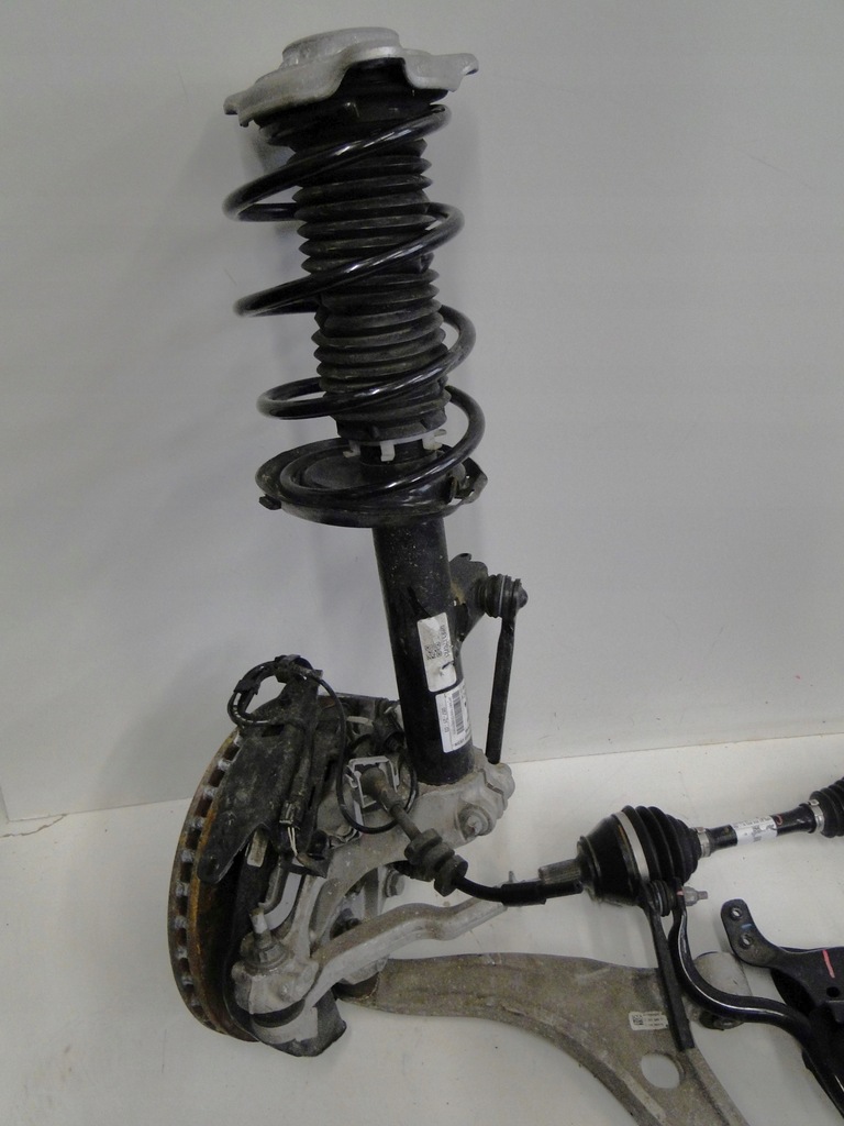 фото №8, Mercedes glb 247 x247 поворотный кулак рычаг лапа левая амортизатор 200d