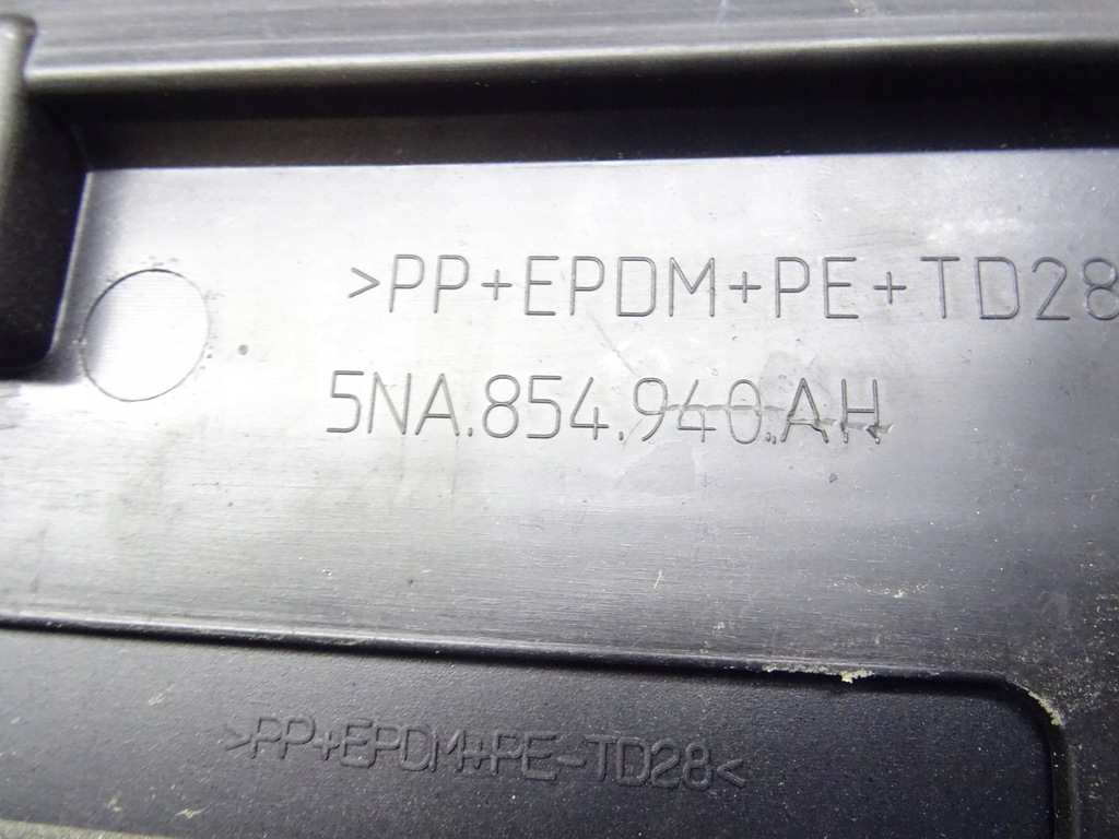 фото №9, Молдинг дверь правый перед vw tiguan 5na854940ah