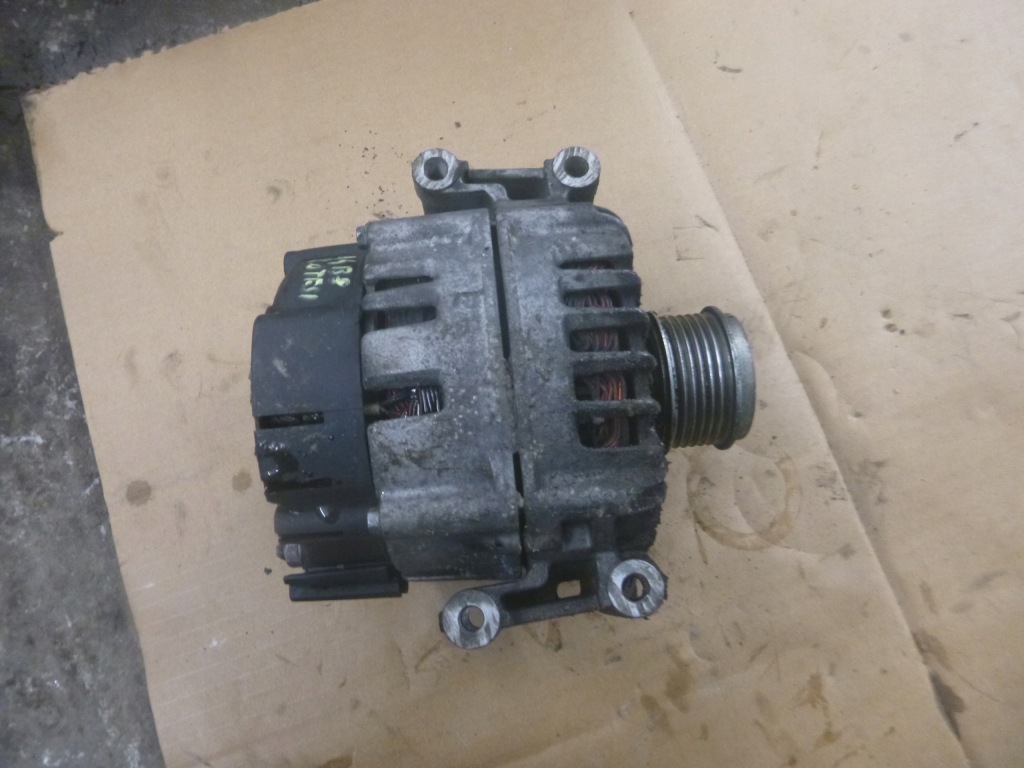 Купить Audi a4 a5 q5 2.0 tfsi генератор 06h903017k