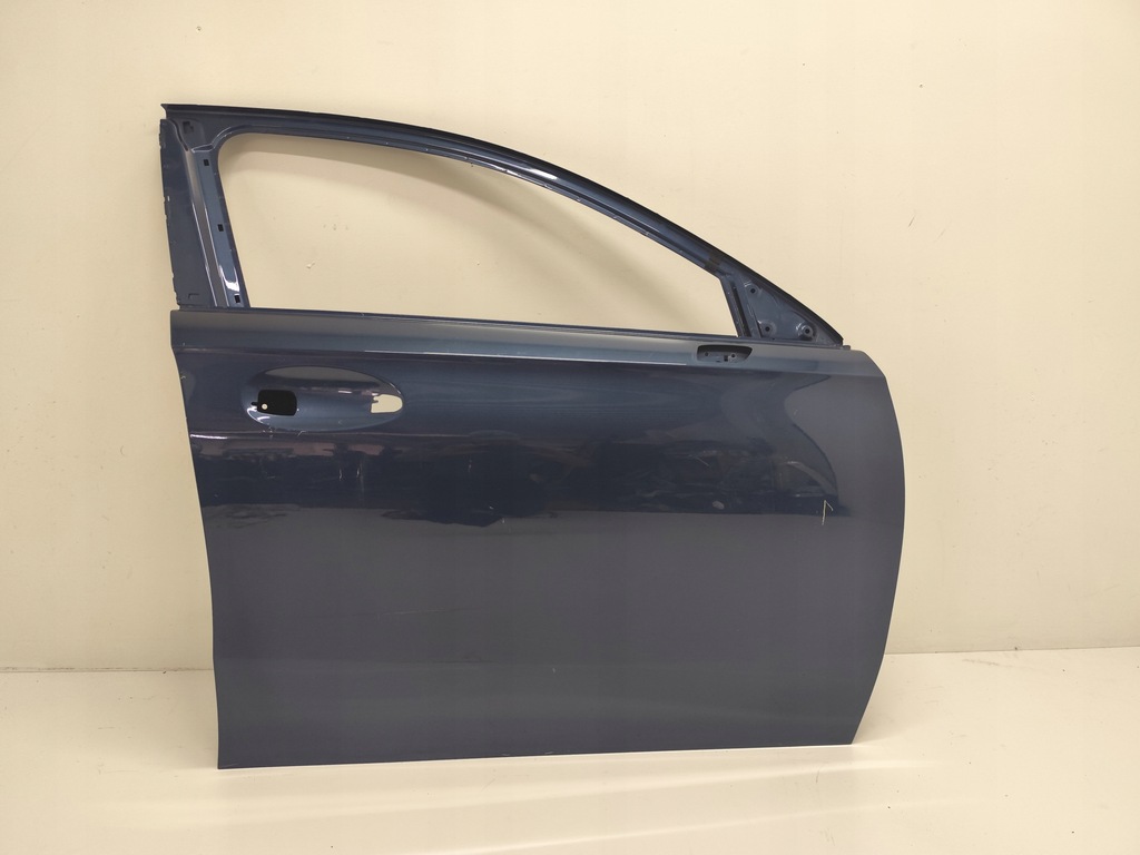 фото №1, Mercedes a-klasa w177 дверь правое перед