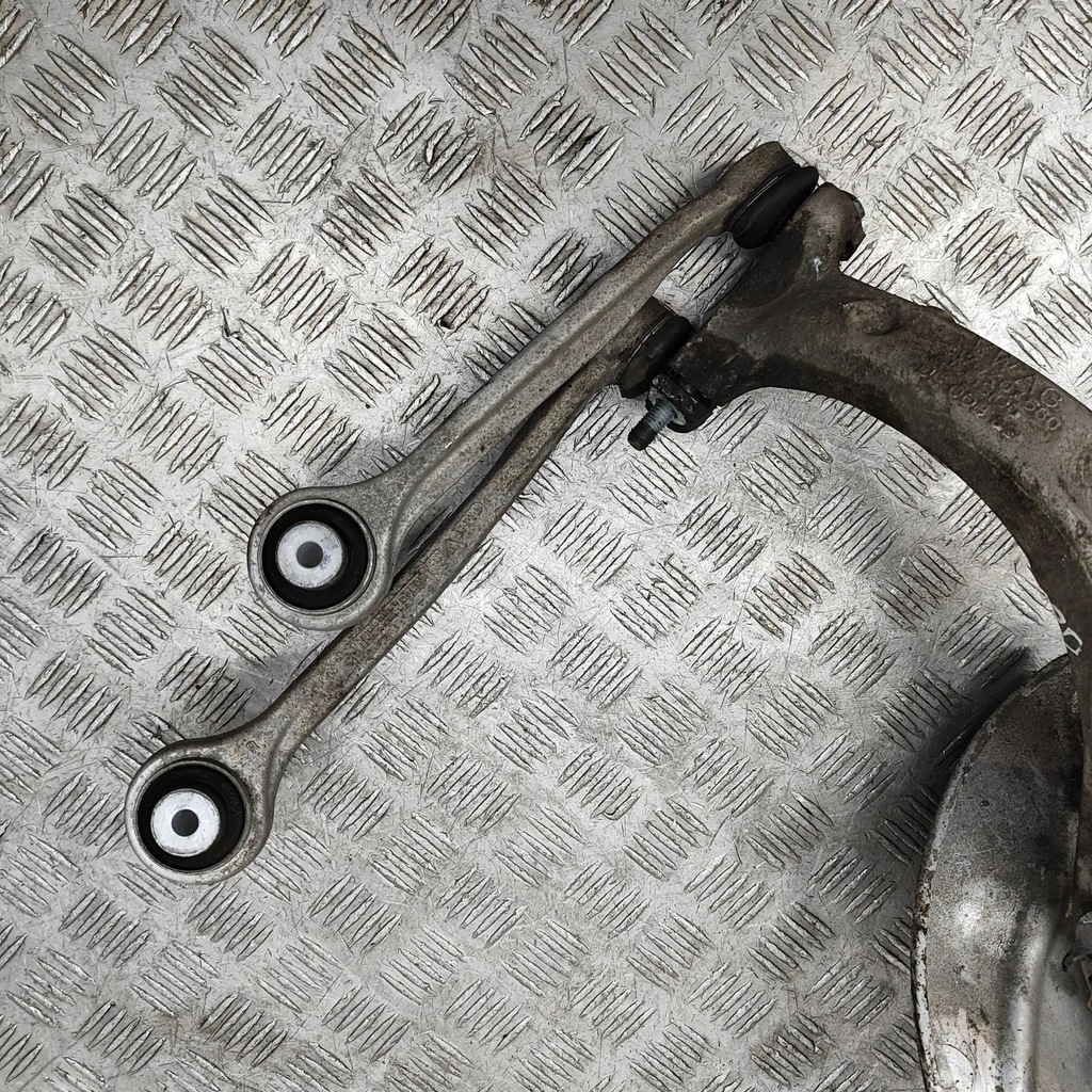 фото №7, Audi a4 s4 b9 8w 2018 права сторона ступиця колеса передній