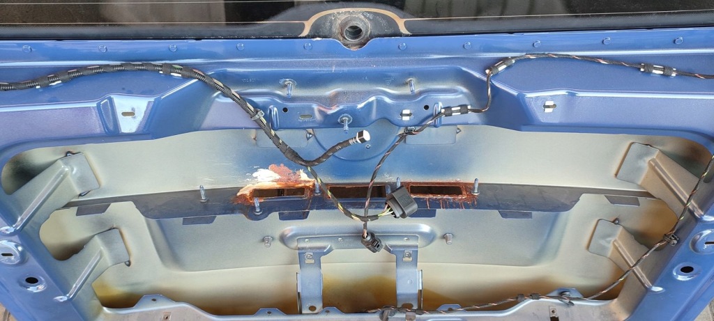 фото №16, Крышка багажника багажника vw touran lift ll5r