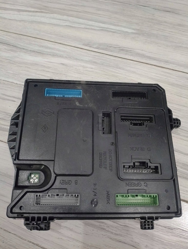 фото №1, Модуль bcm x95 renault scenic iii 284b13640r