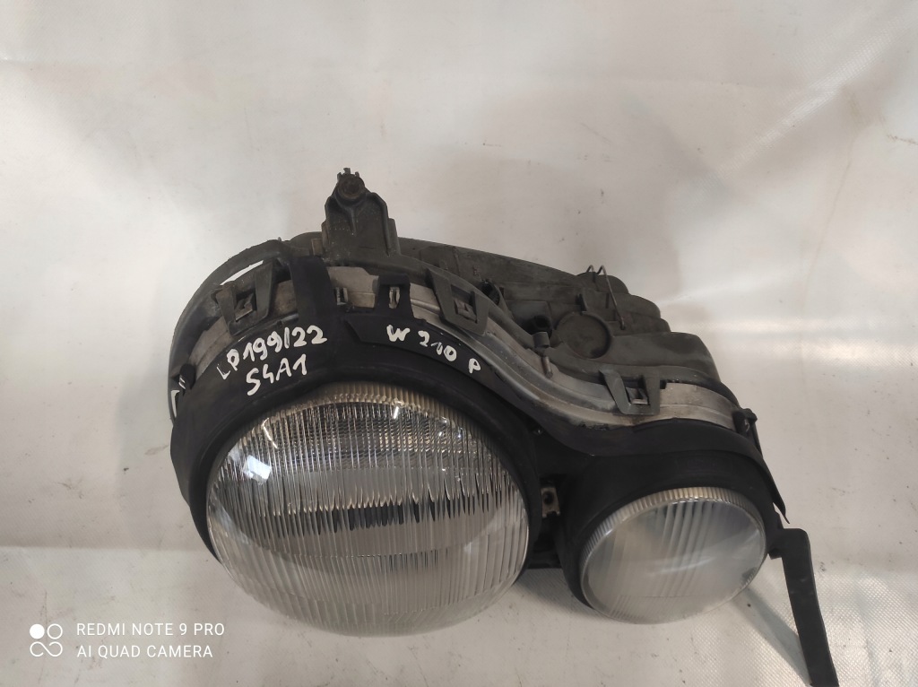 фото №4, Mercedes e-klasa w210 фара правый лампа правая