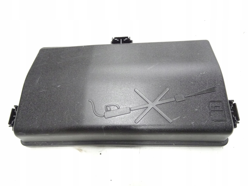 фото №1, Opel insignia 2.0 cdti крышка коробки предохранителей