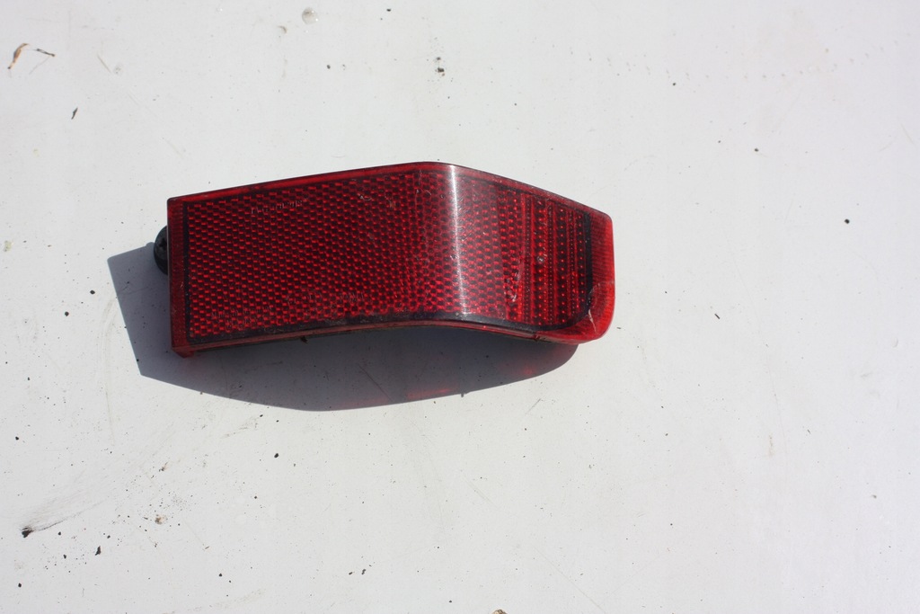 фото №1, Відбивач правий задня omega b fl