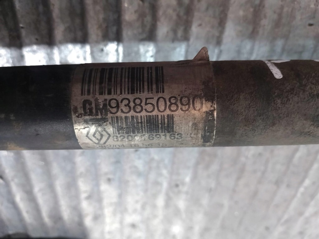 Приводной вал правая перед renault trafic 8200169163 93850890 2.5 dci с Разборки