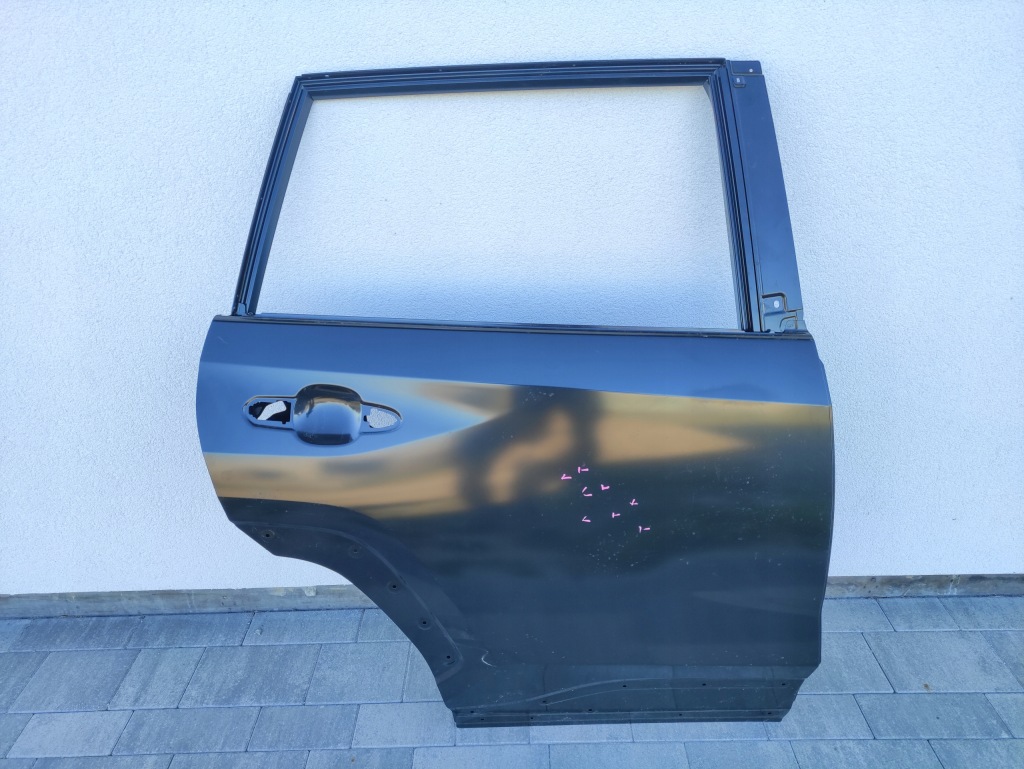 Купить Toyota rav4 v 18- дверь правое  задняя задняя