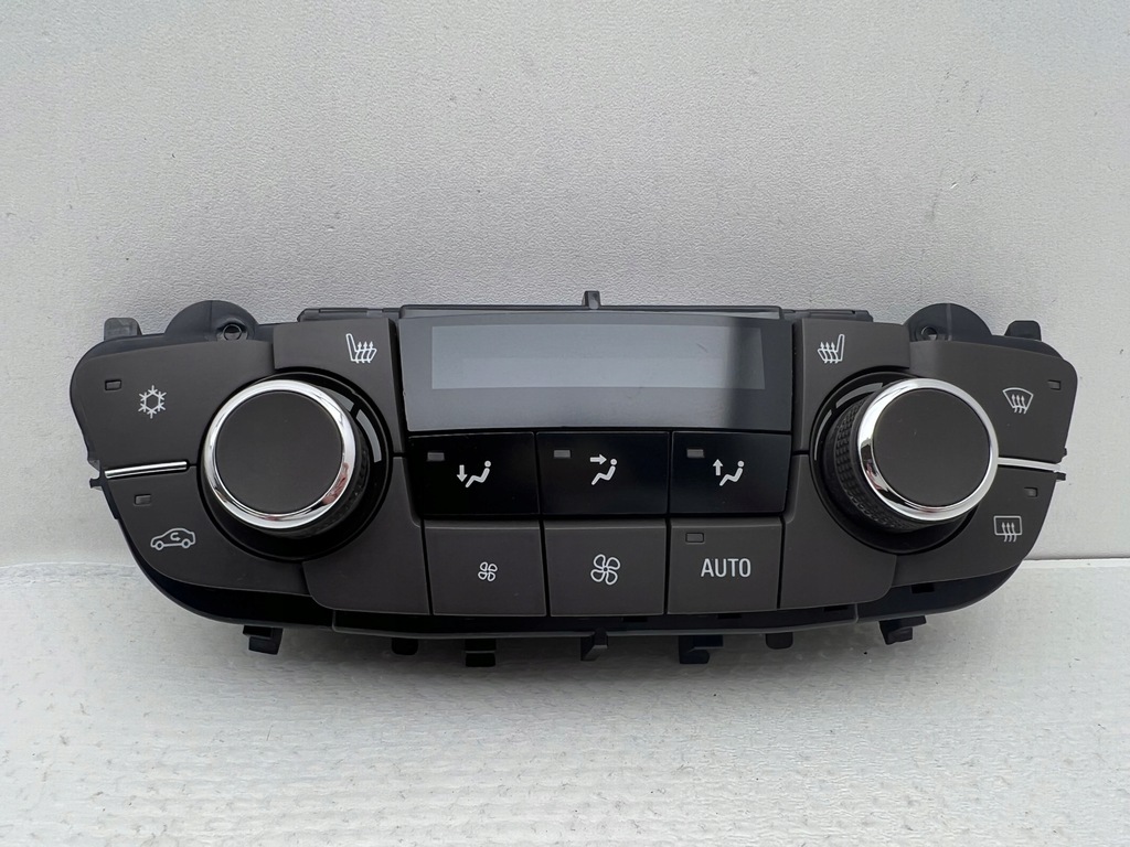 фото №1, Панель радіо кондиціонера opel insignia коричневий