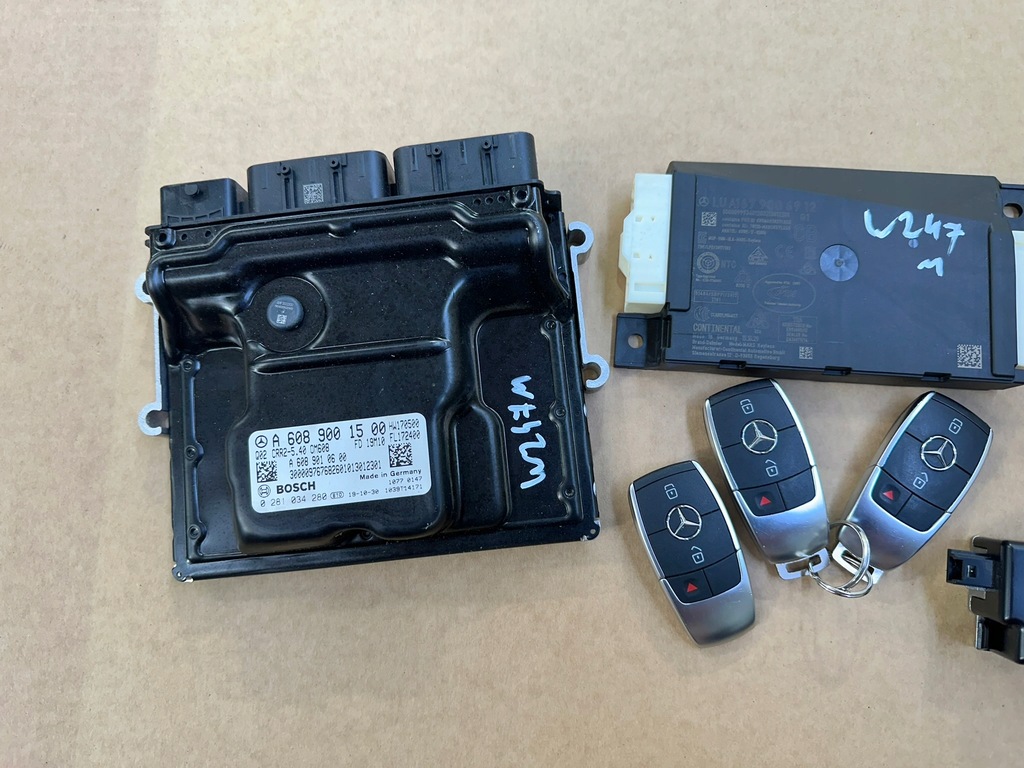 фото №15, Набор стартовый, блок управления двигателя, замок зажигания, ключ, mercedes b klasa w247