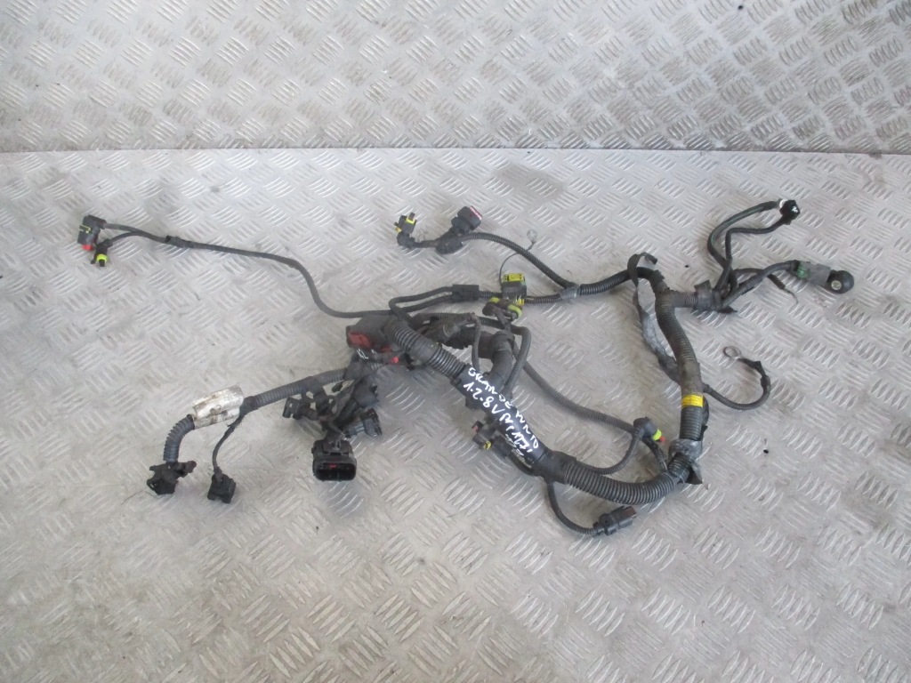 фото №1, Клема плюсова 518272110 fiat grande punto 1.2 b 8v 05-12 r.