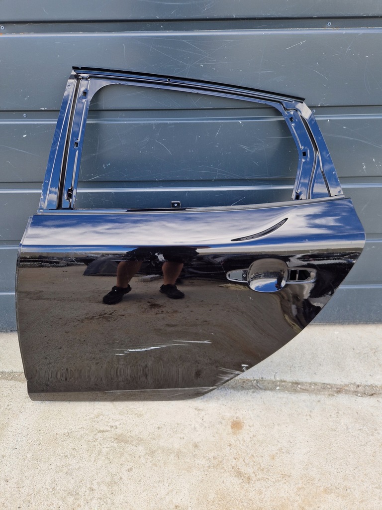 фото №1, Volvo v40 ii 2012-2019r дверь задняя левая