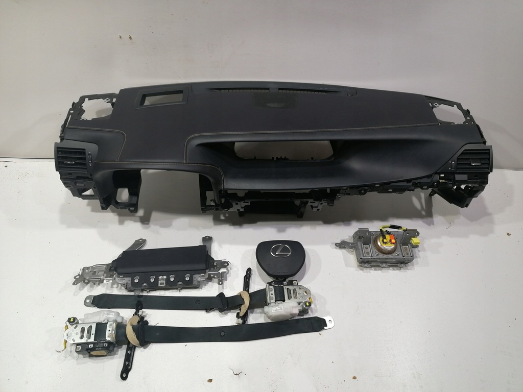 фото №1, Lexus gs 4 iv панель приладів консоль подушка безпеки подушки безпеки ремені оригінал демонтаж