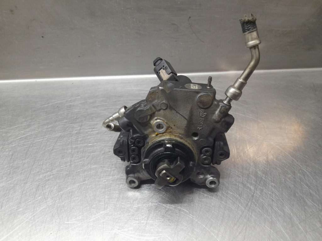 Купить Opel 2.2 cdti насос впрыскная 25187376