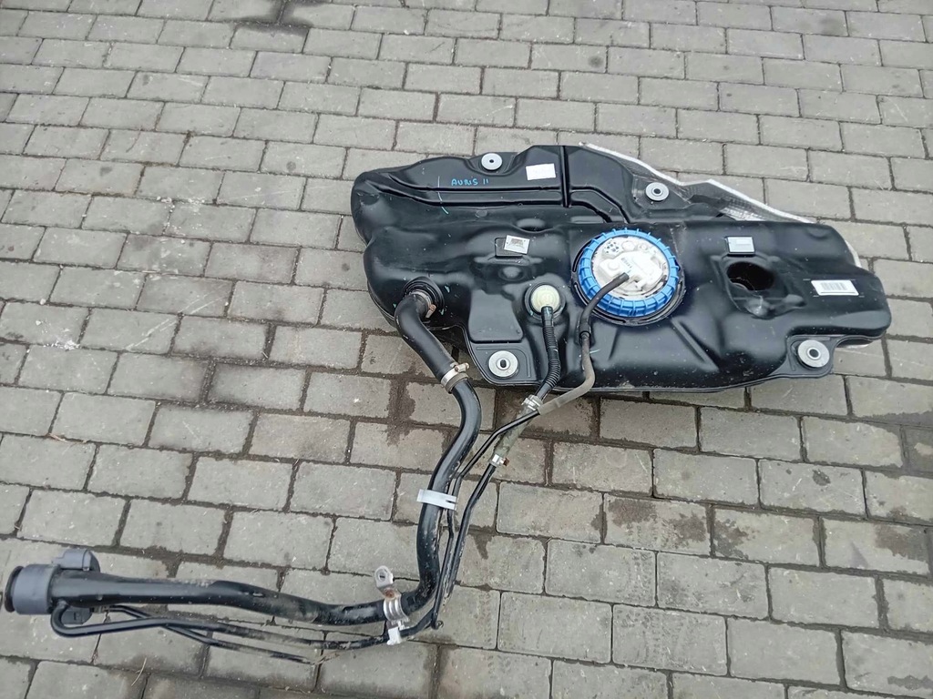 фото №1, Toyota auris ii бак пального 1.8 гібрид lift