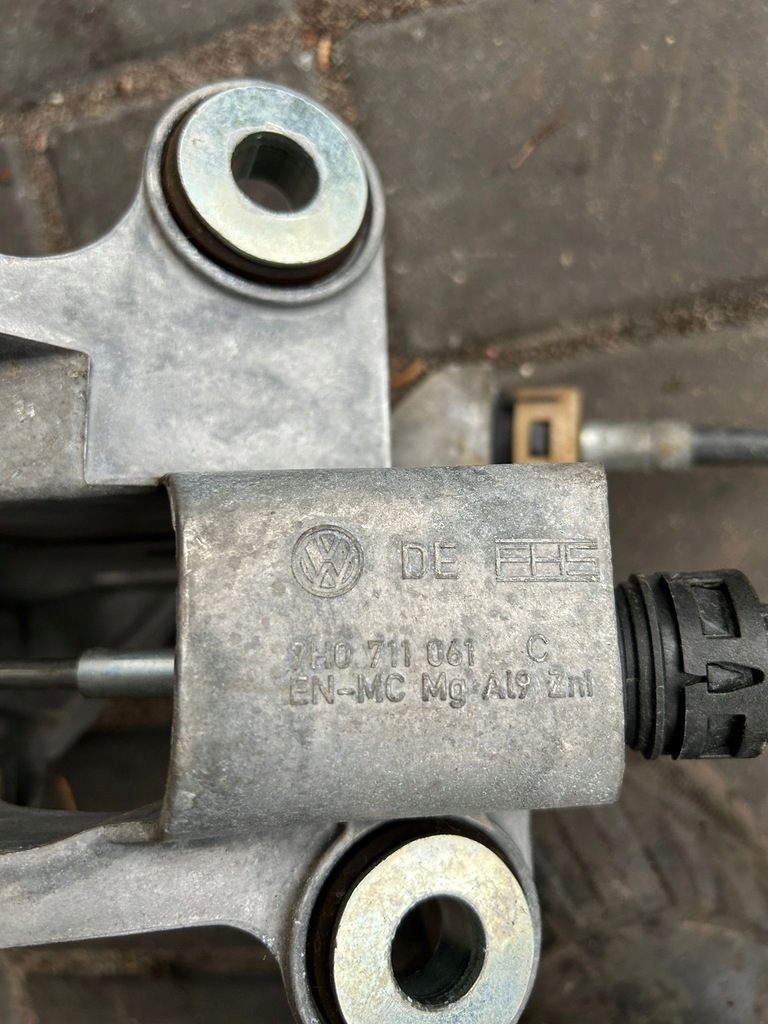 фото №6, Vw transporter t5 домкрат переключения передач 7h0711116