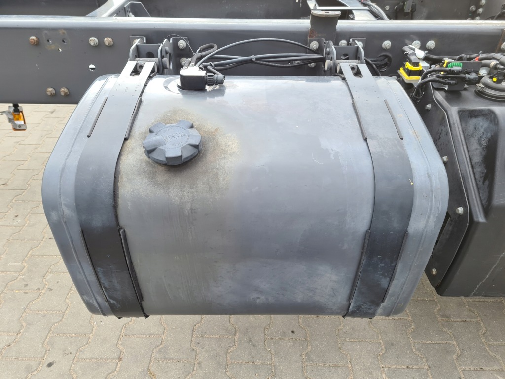 Купити Бак пального renault dxi gama t d c volvo fh fm fl fe low кришка 83x69x56