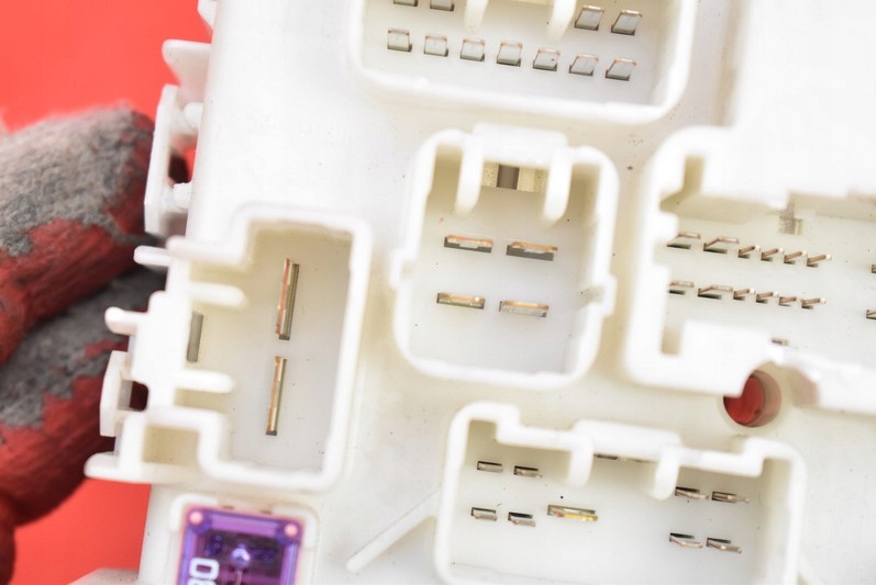 фото №8, Коробка предохранителей aa10-2667 suzuki sx4 s-cross 1.6 16v 120 km 09-14