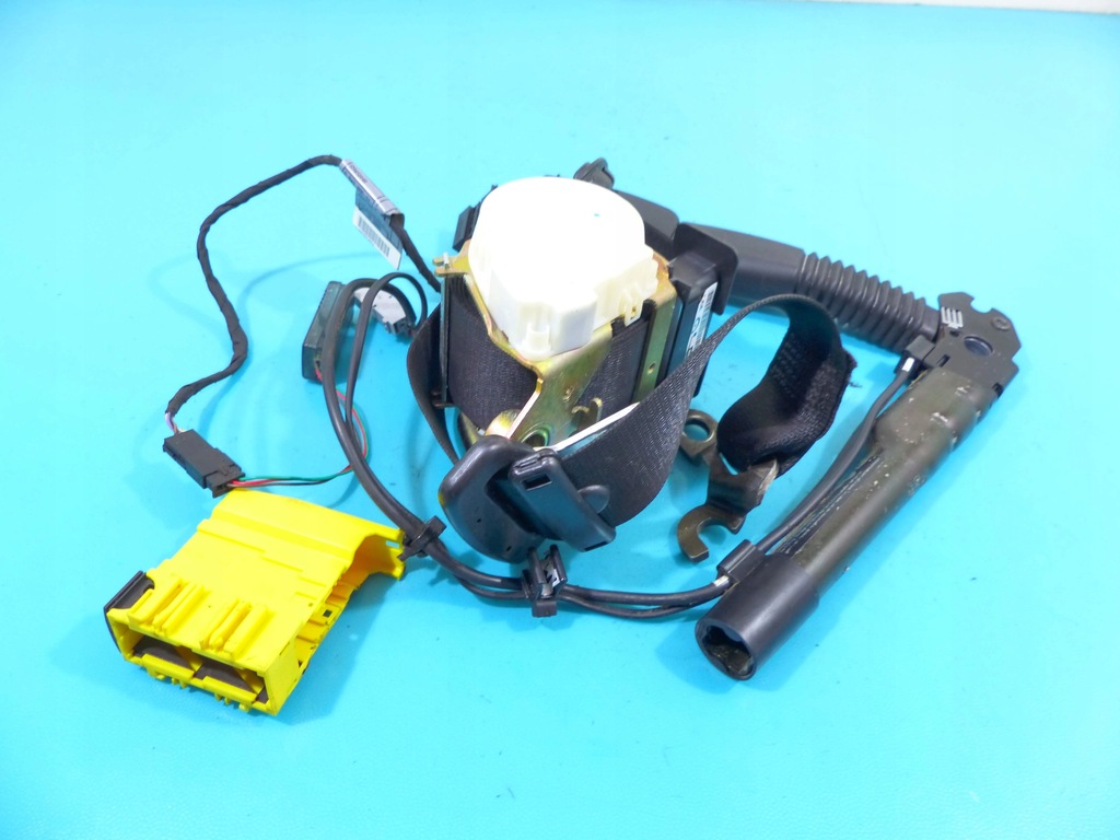 фото №1, Pas безпеки перед правий натягувач bmw e90