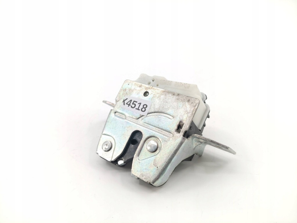 Замок крышки задний  багажника mercedes b w245 w169 a1697400235 в Украине