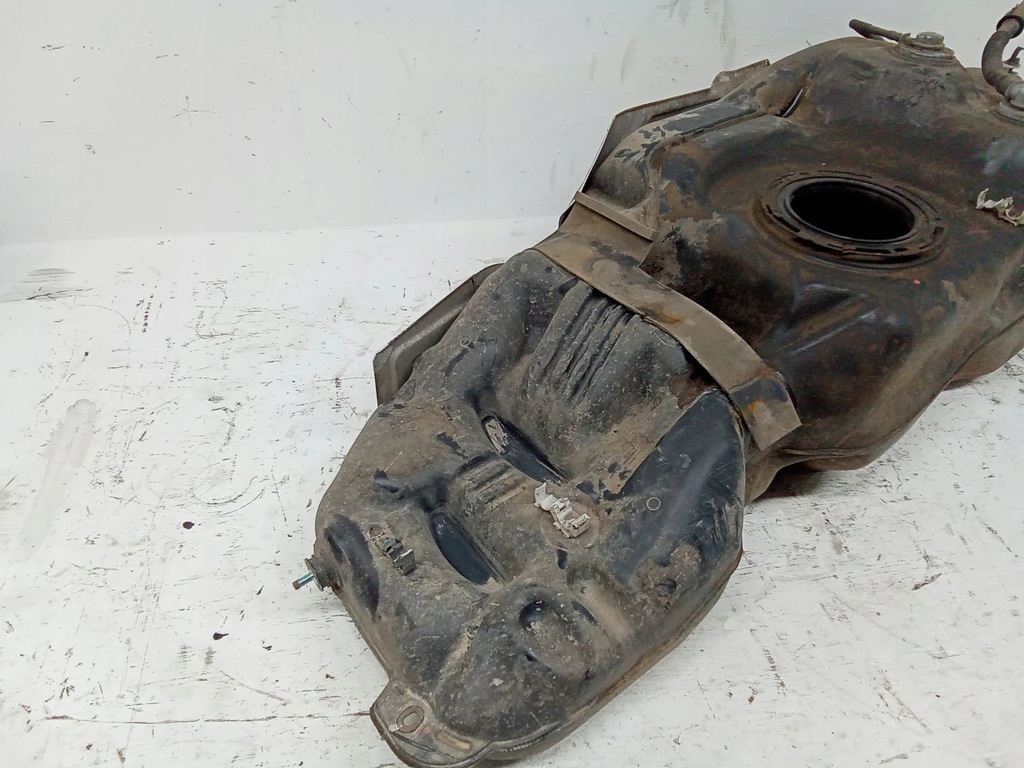 фото №6, Toyota hilux an120, an130 2017 бак пального