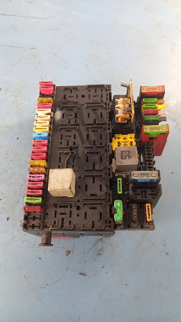 фото №1, Коробка предохранителей vw sharan 1.9tdi 97r