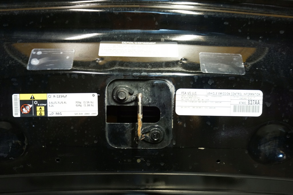 фото №13, Dodge challenger srt hellcat 2015 - 2024 капот перед крышка двигателя usa