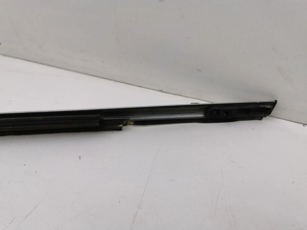 фото №6, Chrysler grand voyager v 2011 молдинг скло двері розсувних