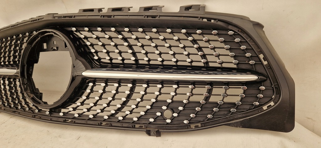 фото №2, Mercedes cla 118 amg diamond решітка радіатора решітка радіатора