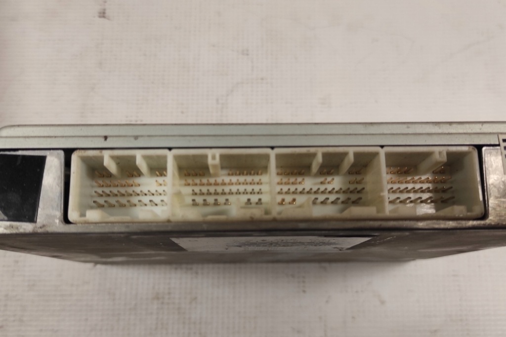 фото №1, Бортовой компьютер двигателя toyota prius хэтчбек _w2_ 8966147140 2008