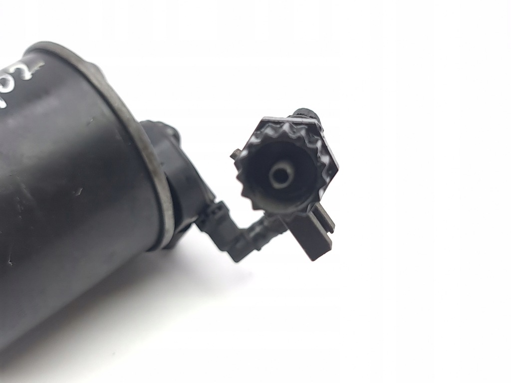 фото №7, Infiniti q30 2016 фильтр топлива 201103