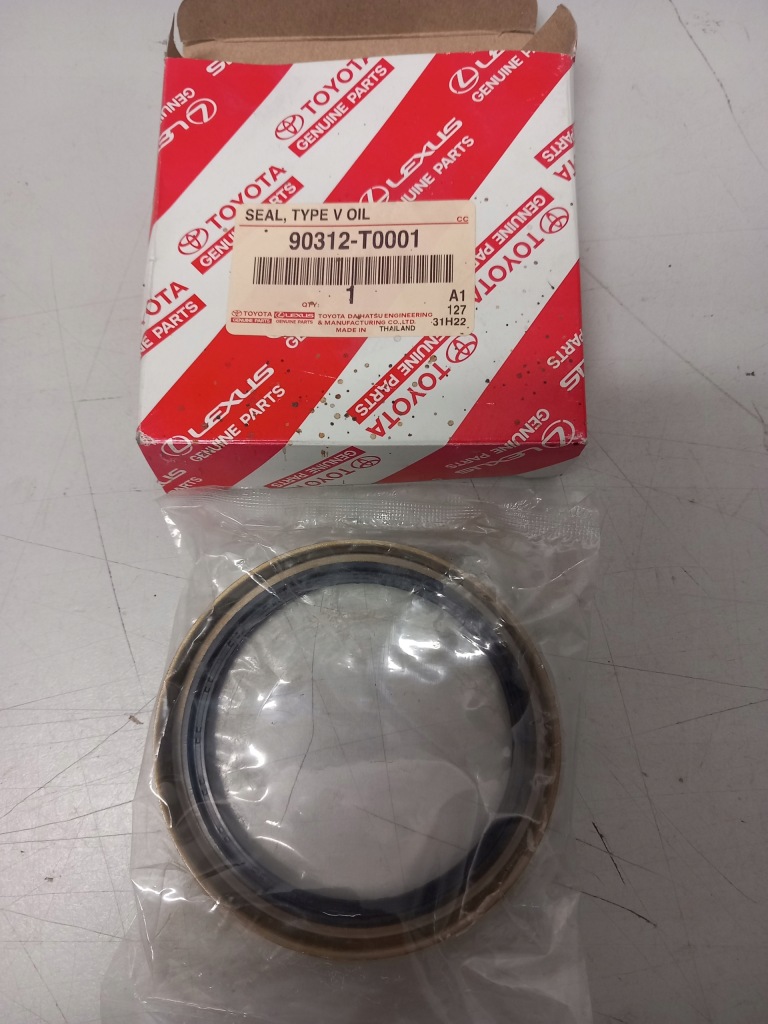 фото №1, Сальник ущільнювач піввісь toyota hilux 15-20 90312-t0001