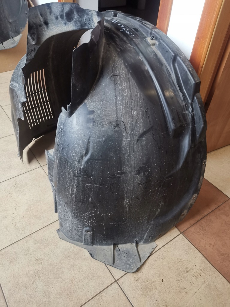 фото №4, Volvo xc60 ii 2018- підкрилок перед передні праве