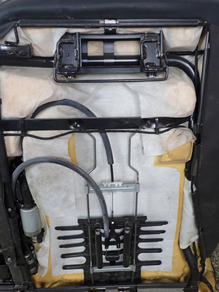 фото №15, Заднее сиденье сиденья задняя audi a8 s8 d3 5.2 короткий