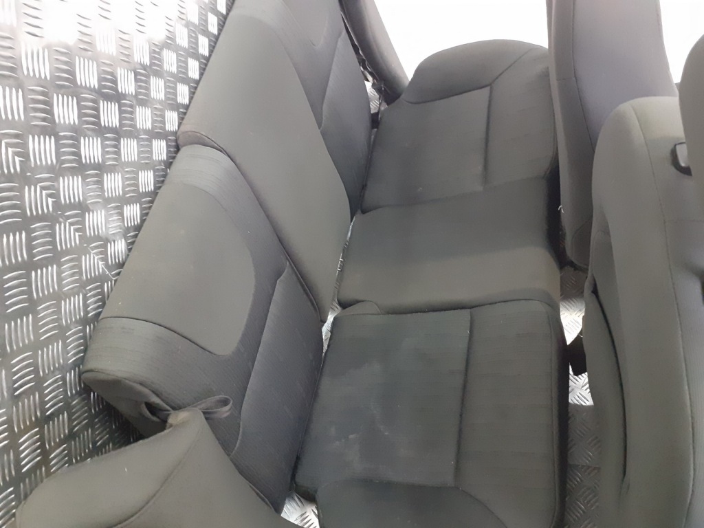 фото №12, Сиденья заднее сиденье комплект + обшивки ford focus mk2 usa 2.0 16v