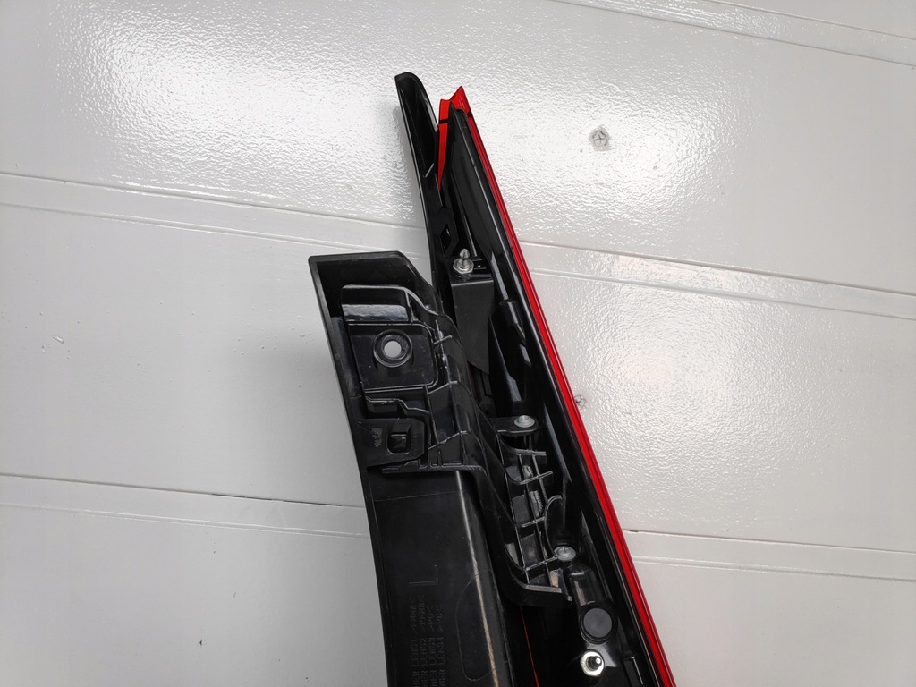 фото №8, Mitsubishi eclipse cross лампа левый задняя задняя