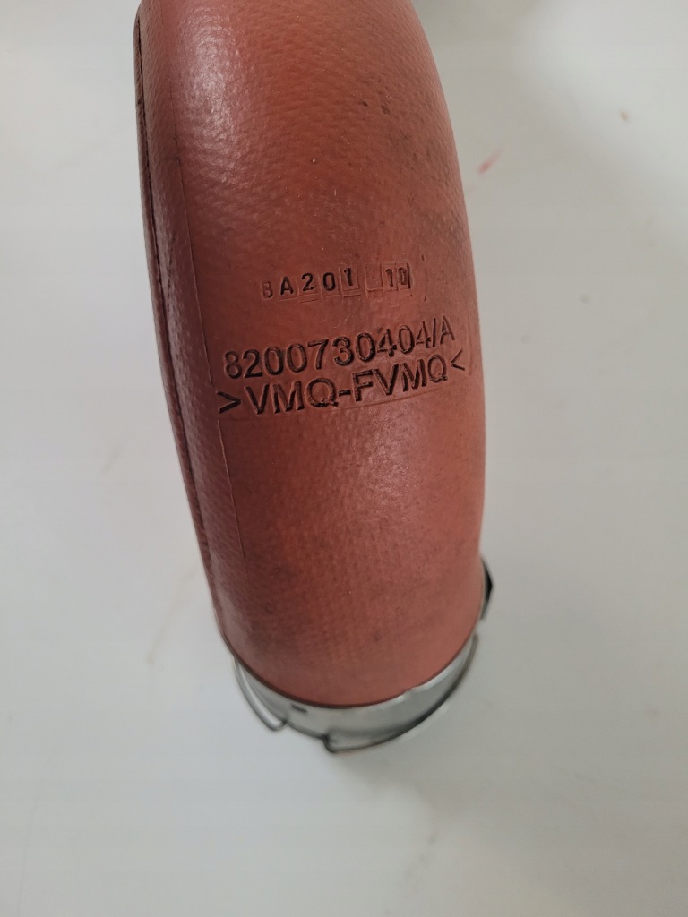 фото №4, Труба шланг интеркулер master 8200730404 a