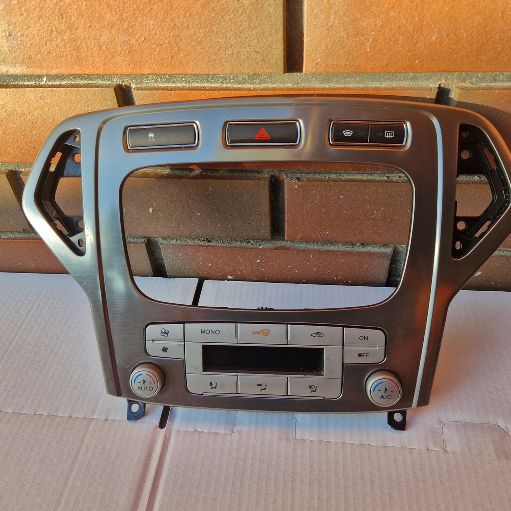 фото №1, Ford s-max 2.0 cdti 2007r. рамка радіо панель кондиціонера 7s7t18c612af