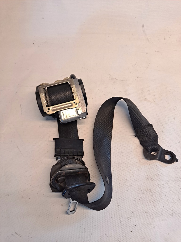 фото №1, Pas безопасности правый перед mercedes cls c219