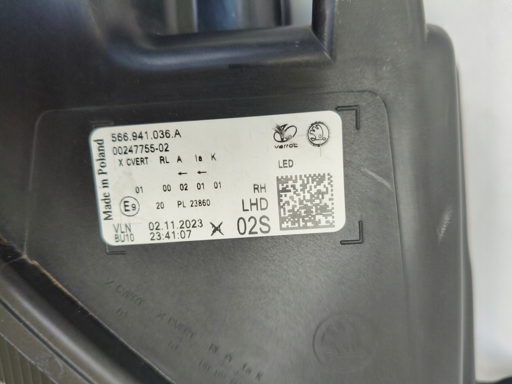 фото №8, Лампа правая фара skoda kodiaq 565 lift full led