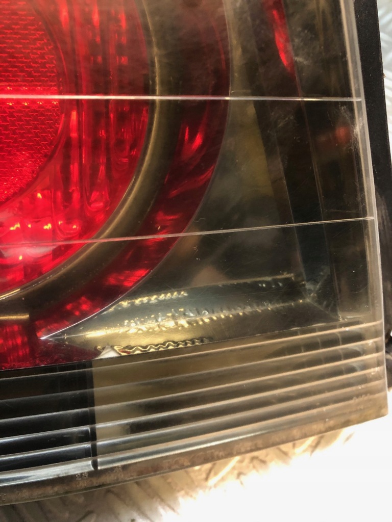 фото №4, Lexus is i лампа левая задняя