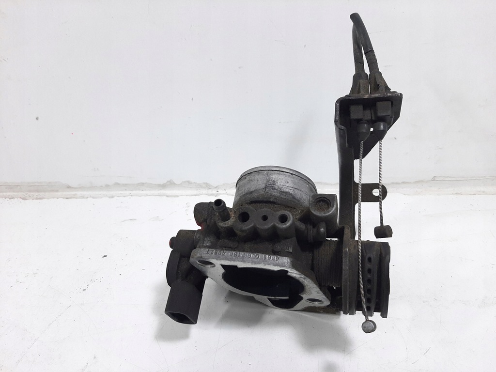 фото №9, Chrysler grand voyager iii 3.3 v6 96r дроссельная заслонка 4861083