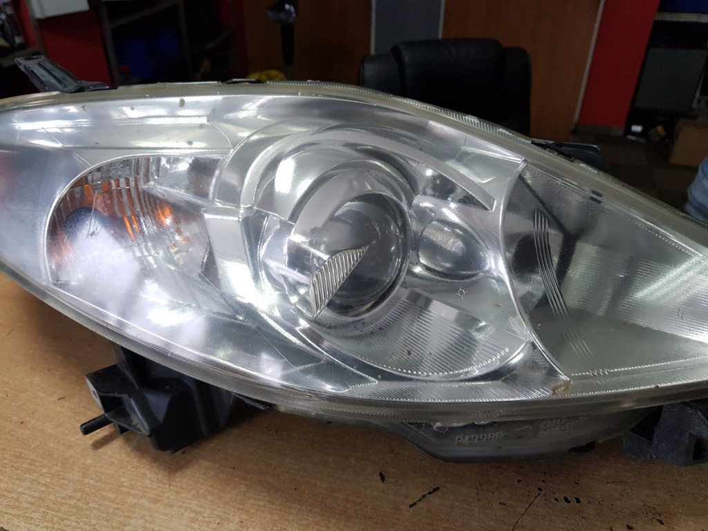 фото №3, Фара лампа правая mazda 5 lift 8-10r