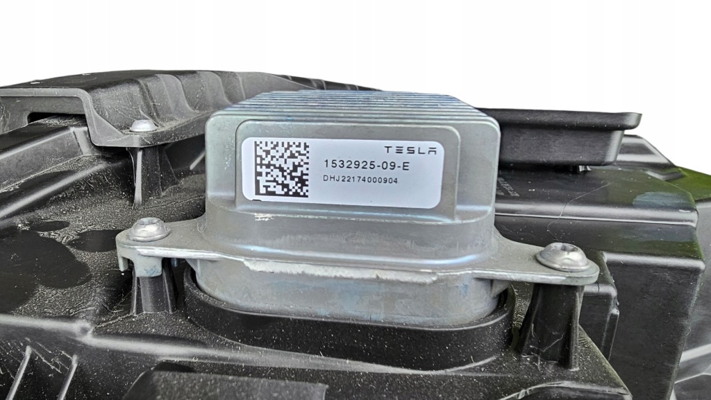 Фара ліва перед full led tesla 3 рестайлінг  y 1514952-00-d 1532925-09-e оригінал new Доставка