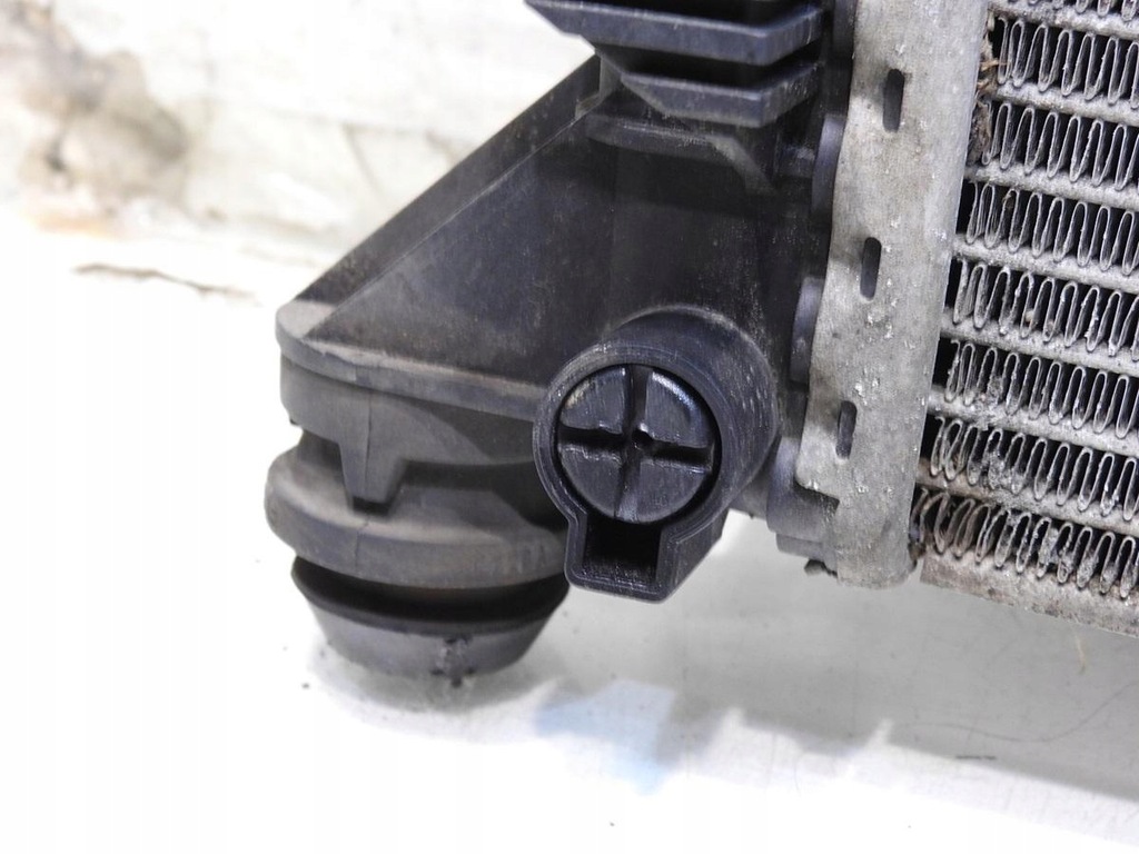 фото №8, Радіатор wody volvo v50 2.0 d 3m5h8005tl