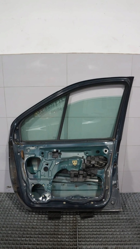 фото №8, Дверь правый перед передние правое - renault scenic rx4 i